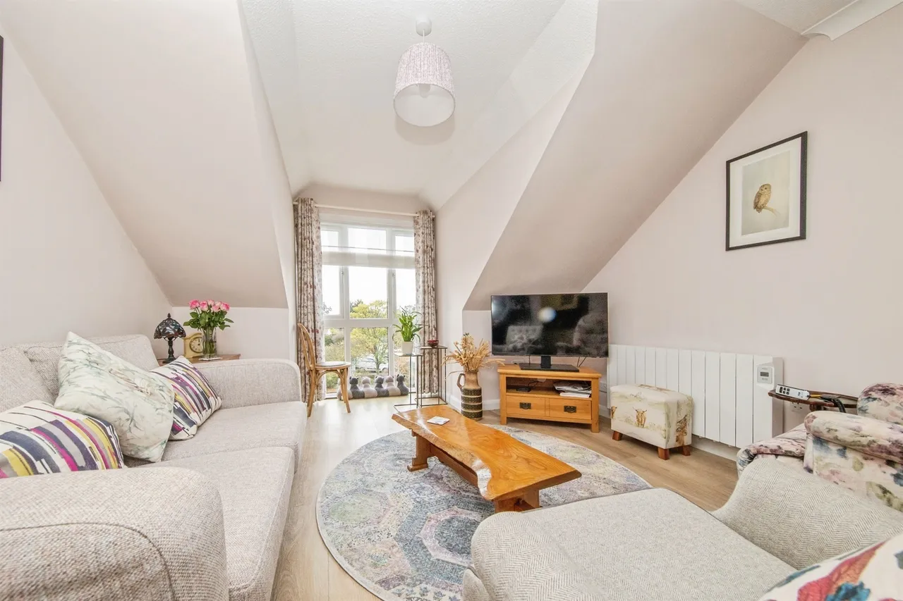 Suffolk Place, WOODBRIDGE, photo 3