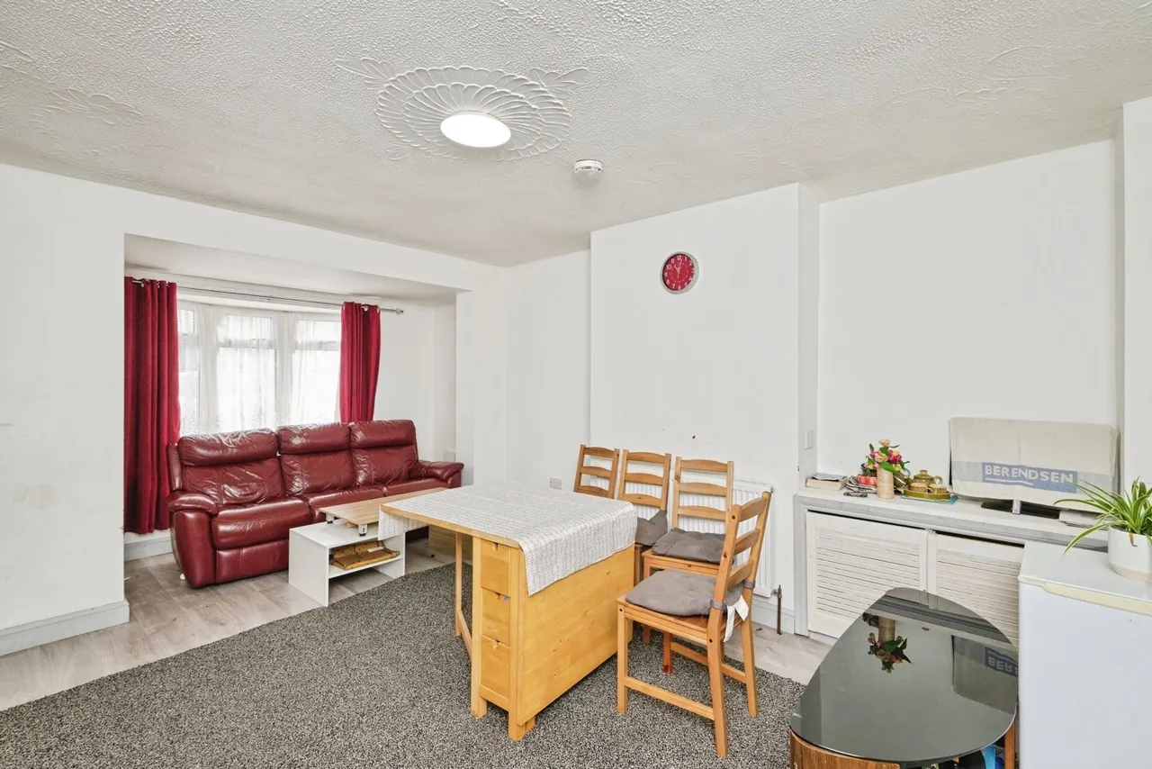 Henshaw Grove, Birmingham, B25, photo 3