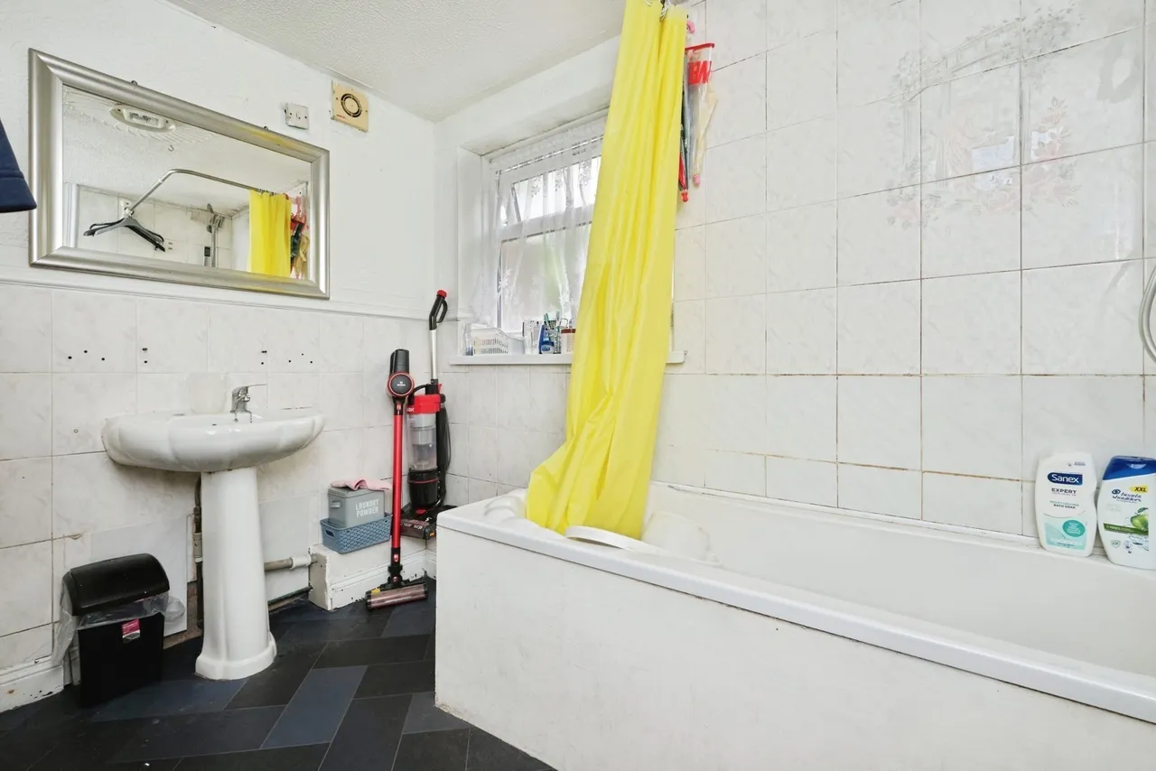 Henshaw Grove, Birmingham, B25, photo 8