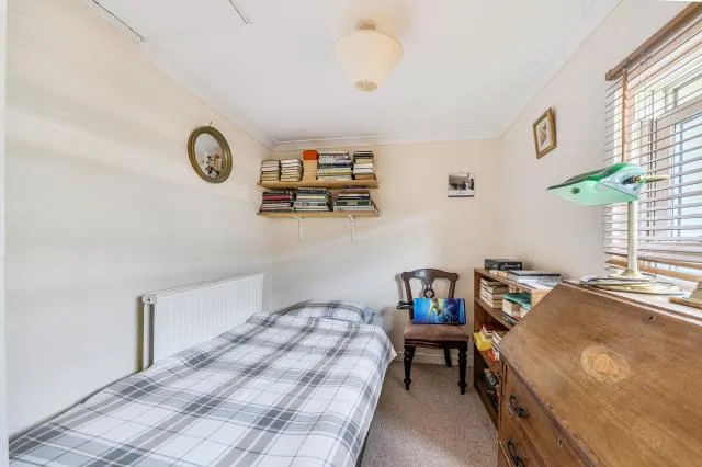 Priory Place, Hungerford, RG17, photo 14