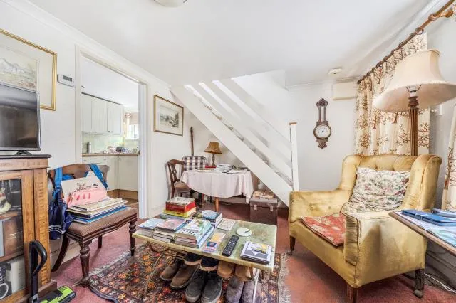 Priory Place, Hungerford, RG17, photo 7