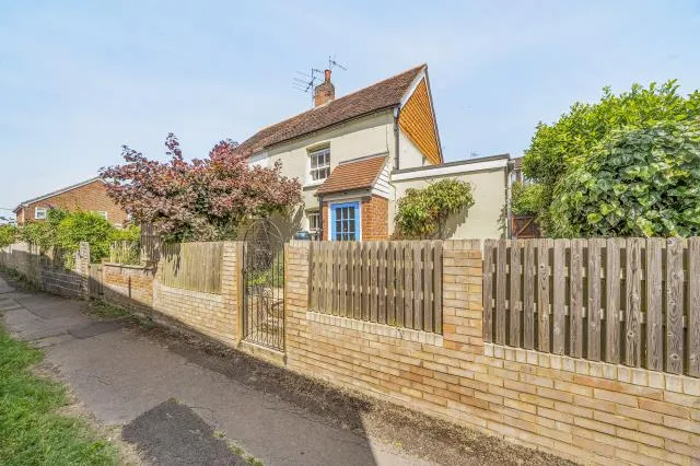 Priory Place, Hungerford, RG17, photo 16