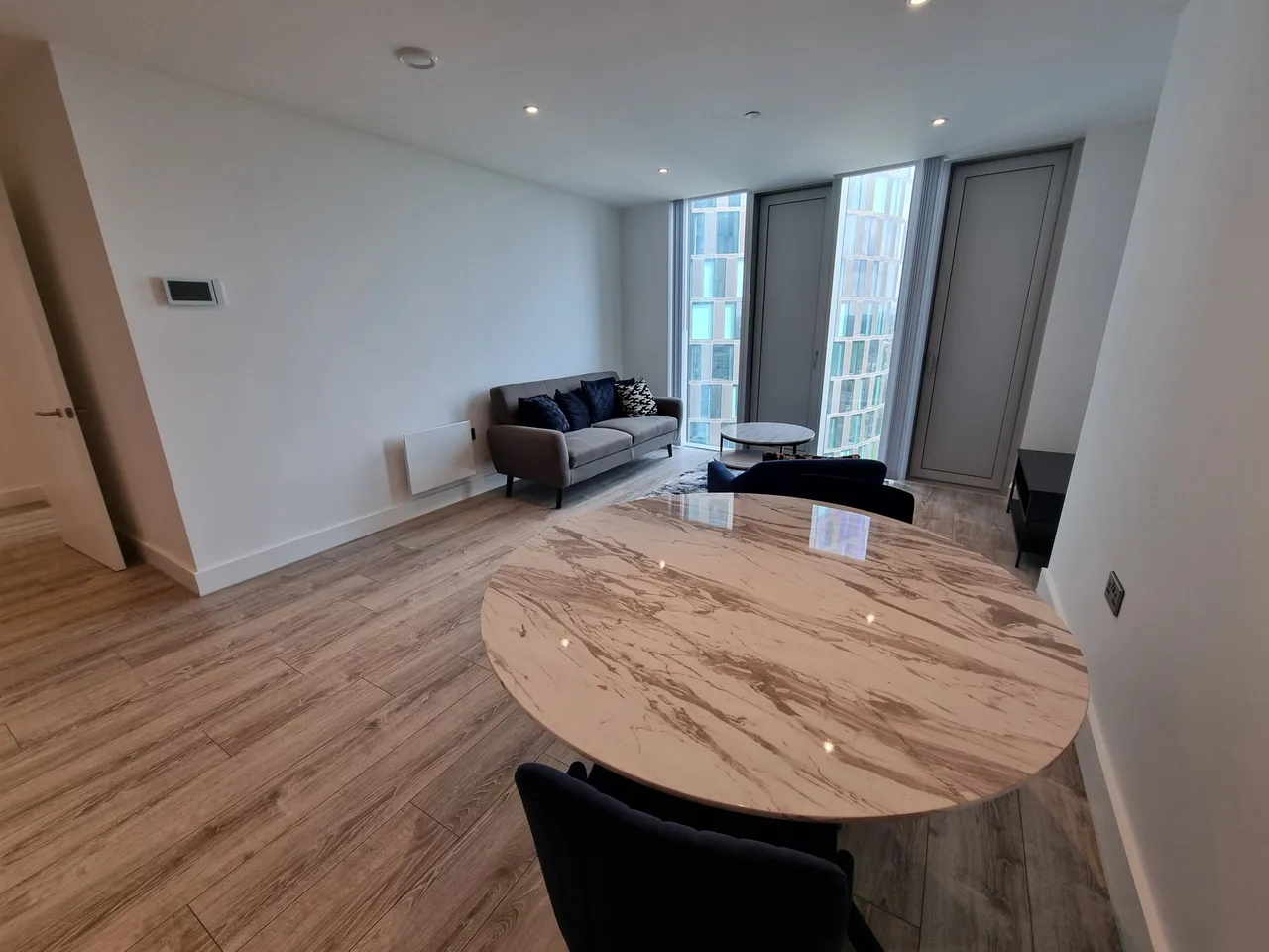 The Blade, Silvercroft Street, M15, photo 2