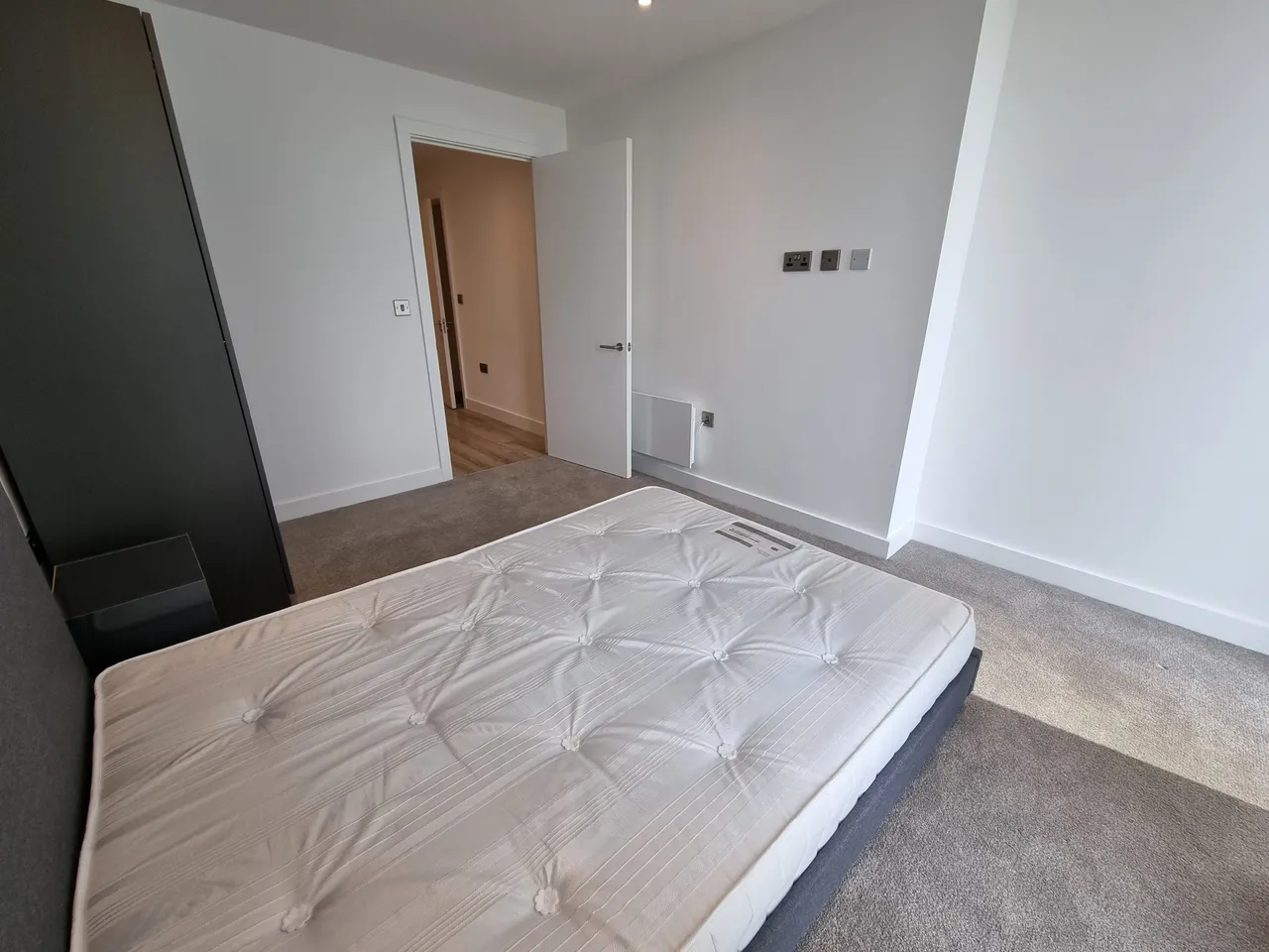 The Blade, Silvercroft Street, M15, photo 10