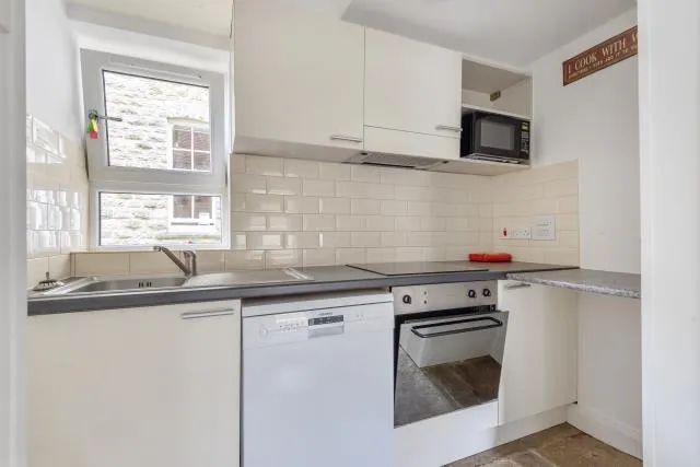 Little Faringdon, Lechlade, GL7, photo 2