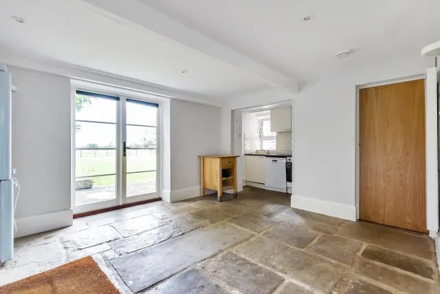 Little Faringdon, Lechlade, GL7, photo 4