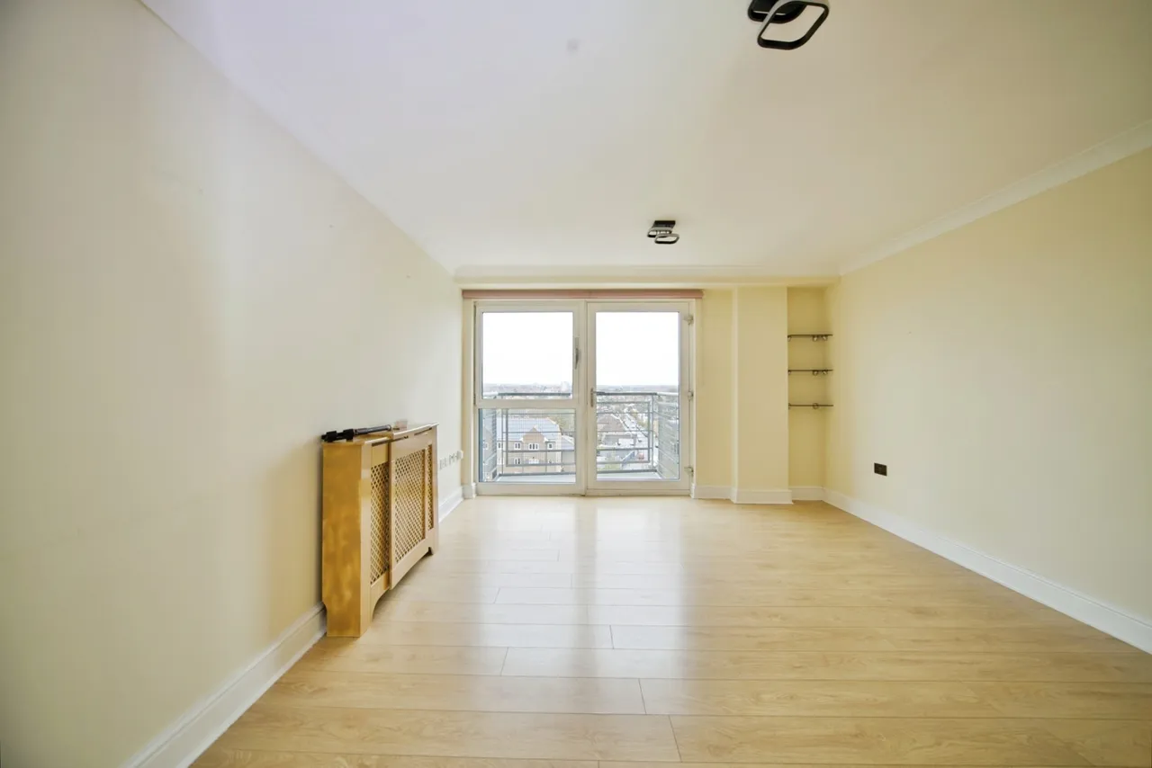 The Concourse, London, N9, photo 13