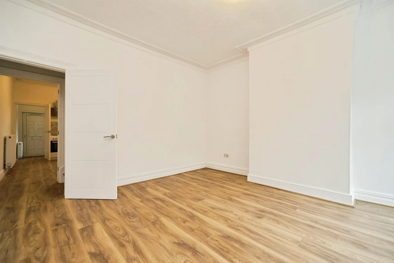 St Ives Mount, Armley, LS12, photo 17