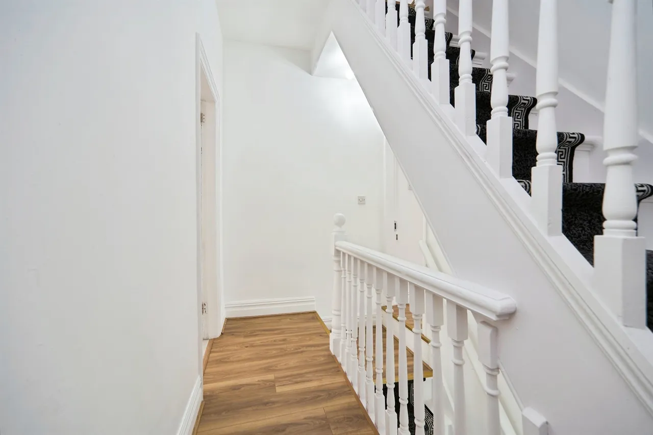 St Ives Mount, Armley, LS12, photo 14