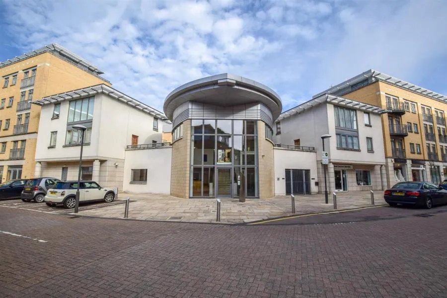 2 bed flat to rent, Homerton Street, Cambridge, CB2