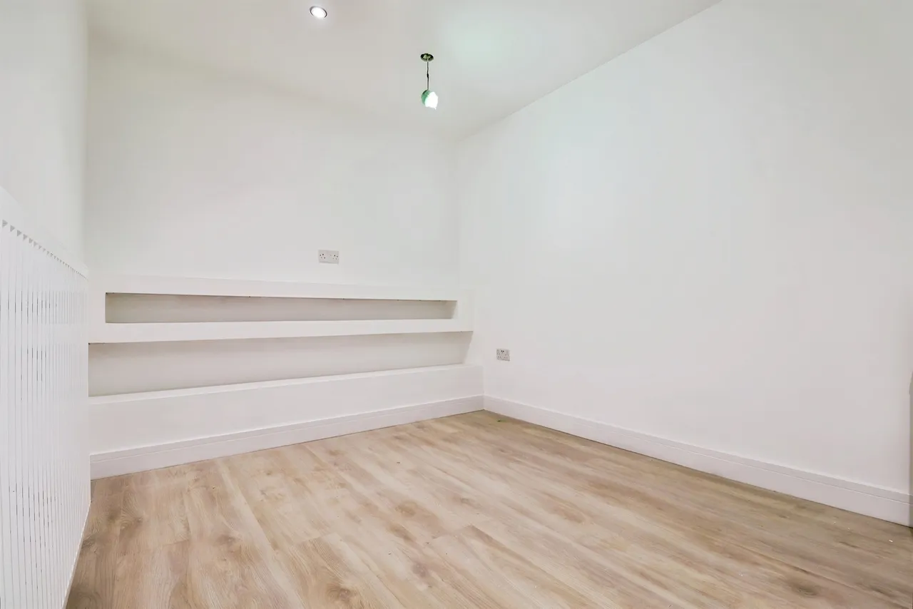 Radyr Court Close, Cardiff, CF5, photo 10