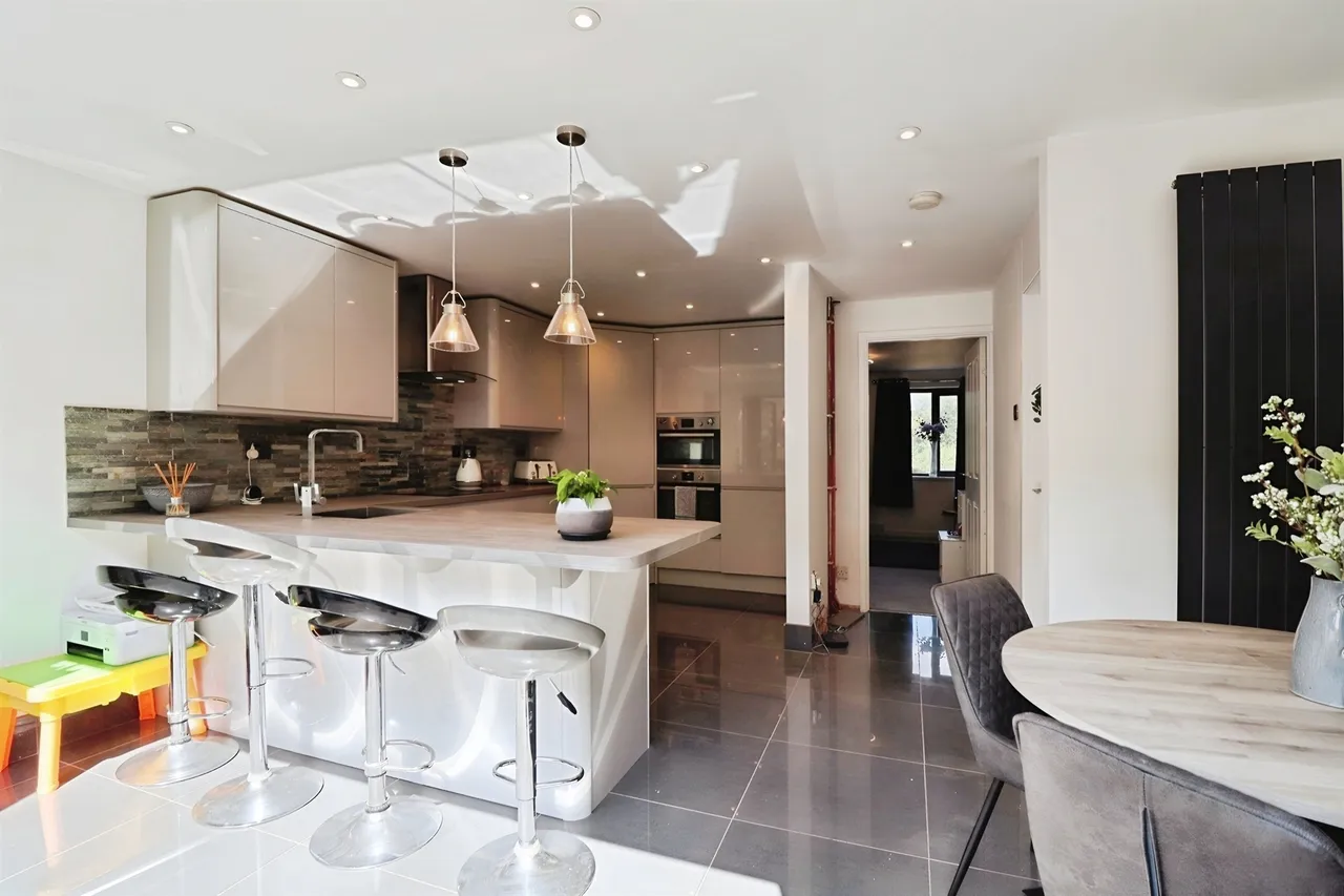3 bed house for sale, Radyr Court Close, Cardiff, CF5
