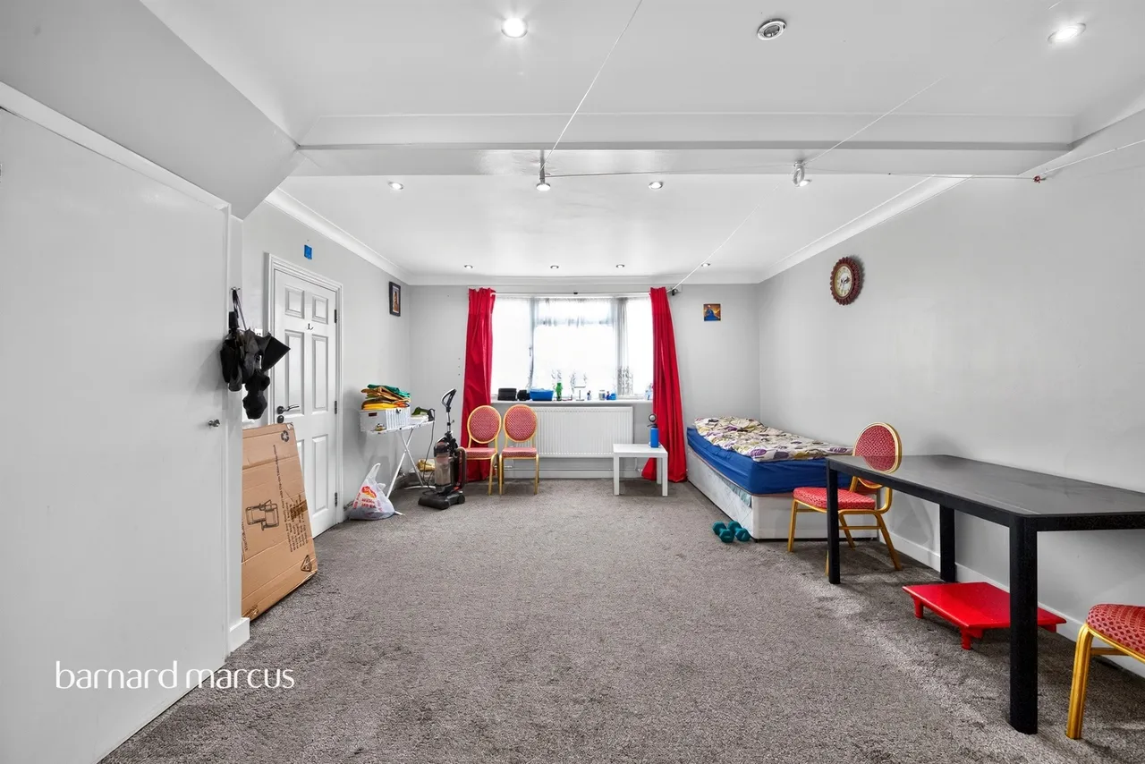 Summers Lane, London, N12, photo 7