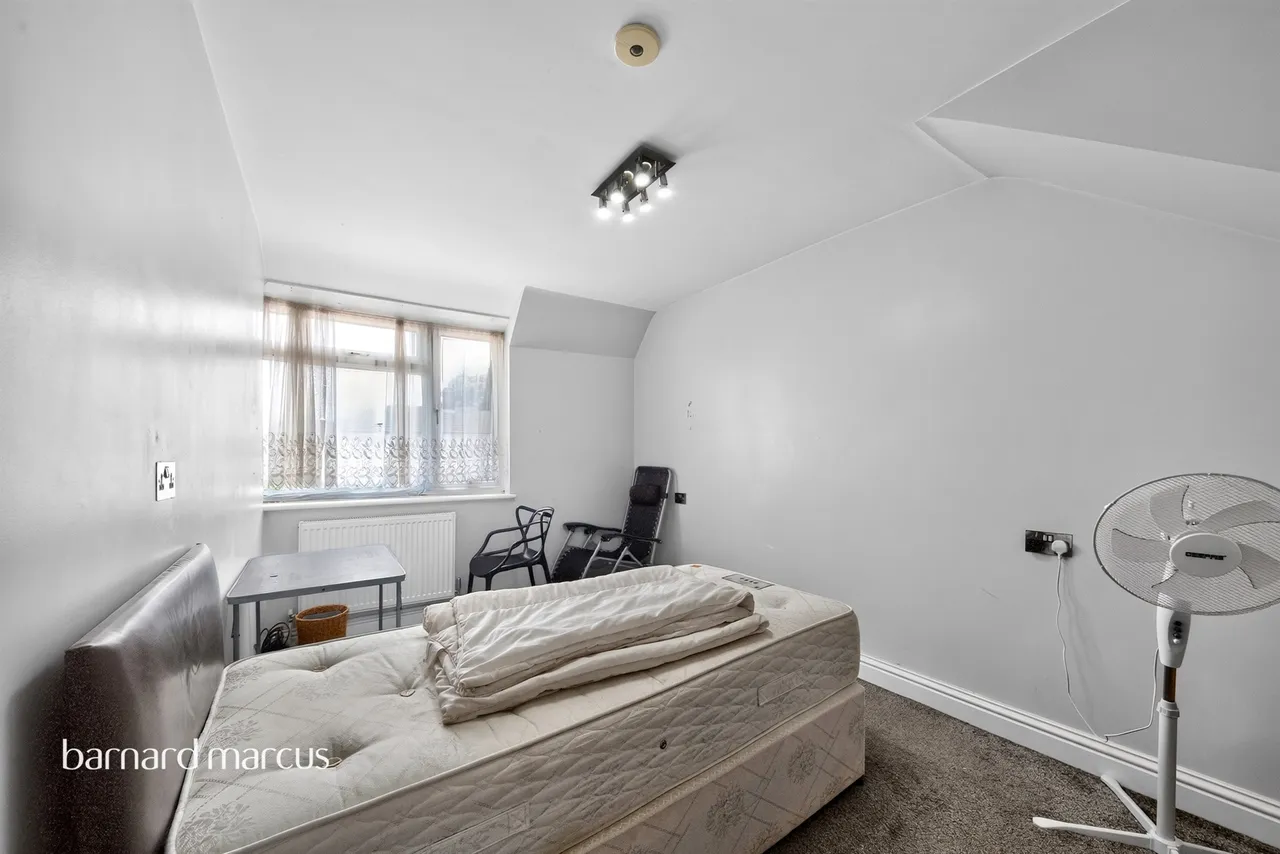 Summers Lane, London, N12, photo 6