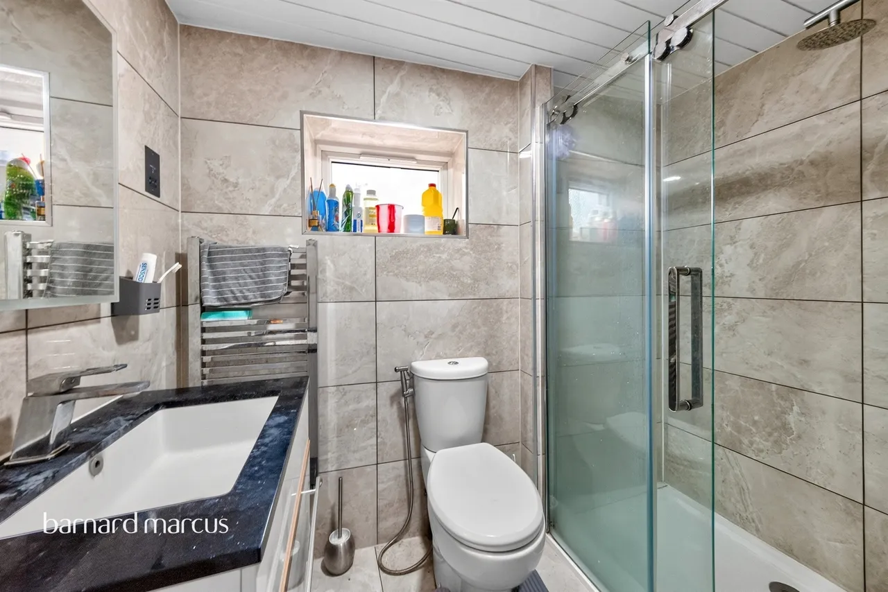 Summers Lane, London, N12, photo 10