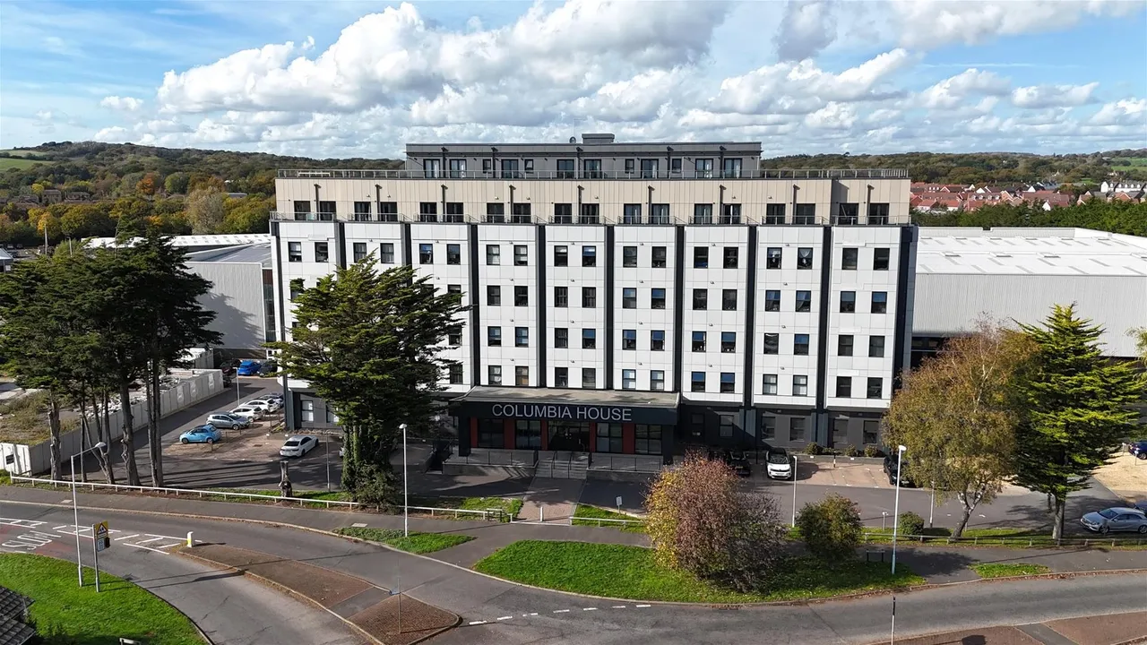 flat for sale — Romany Road, Worthing