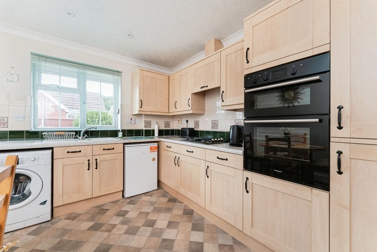 Waggoners Way, Wimblington, PE15, photo 4