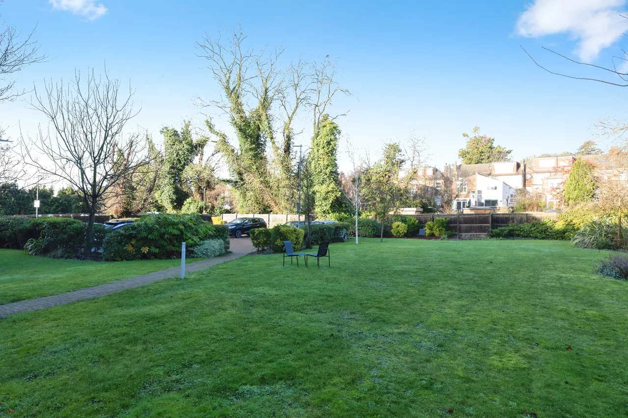 Church Hill, Loughton, IG10, photo 17