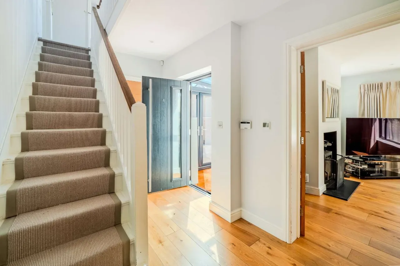 Lodge Drive, Long Ashton, BS41, photo 7