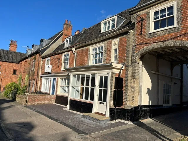 3 bed house to rent — Old Market Place, Harleston