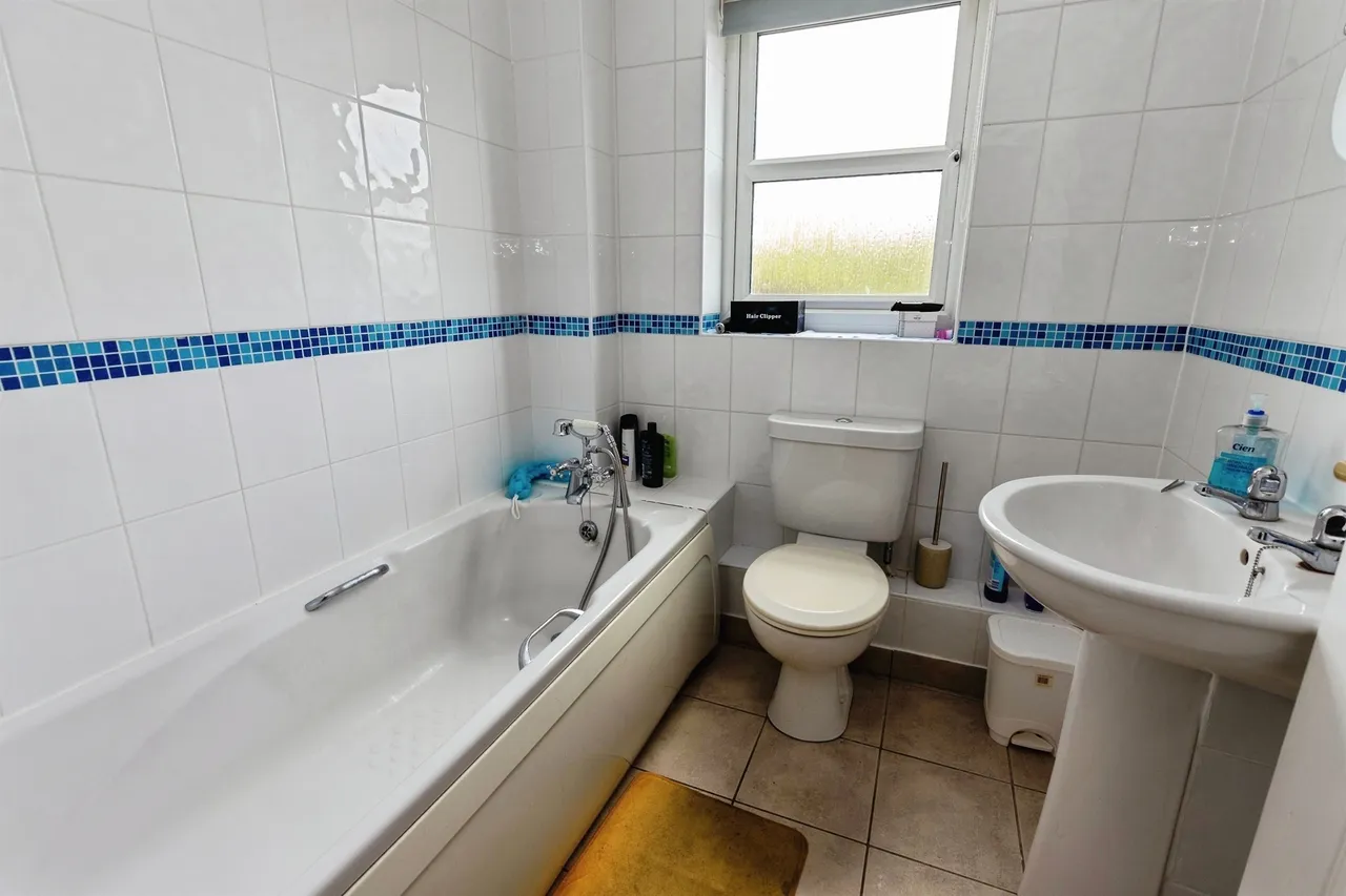 Old Bakery Close, March, PE15, photo 10