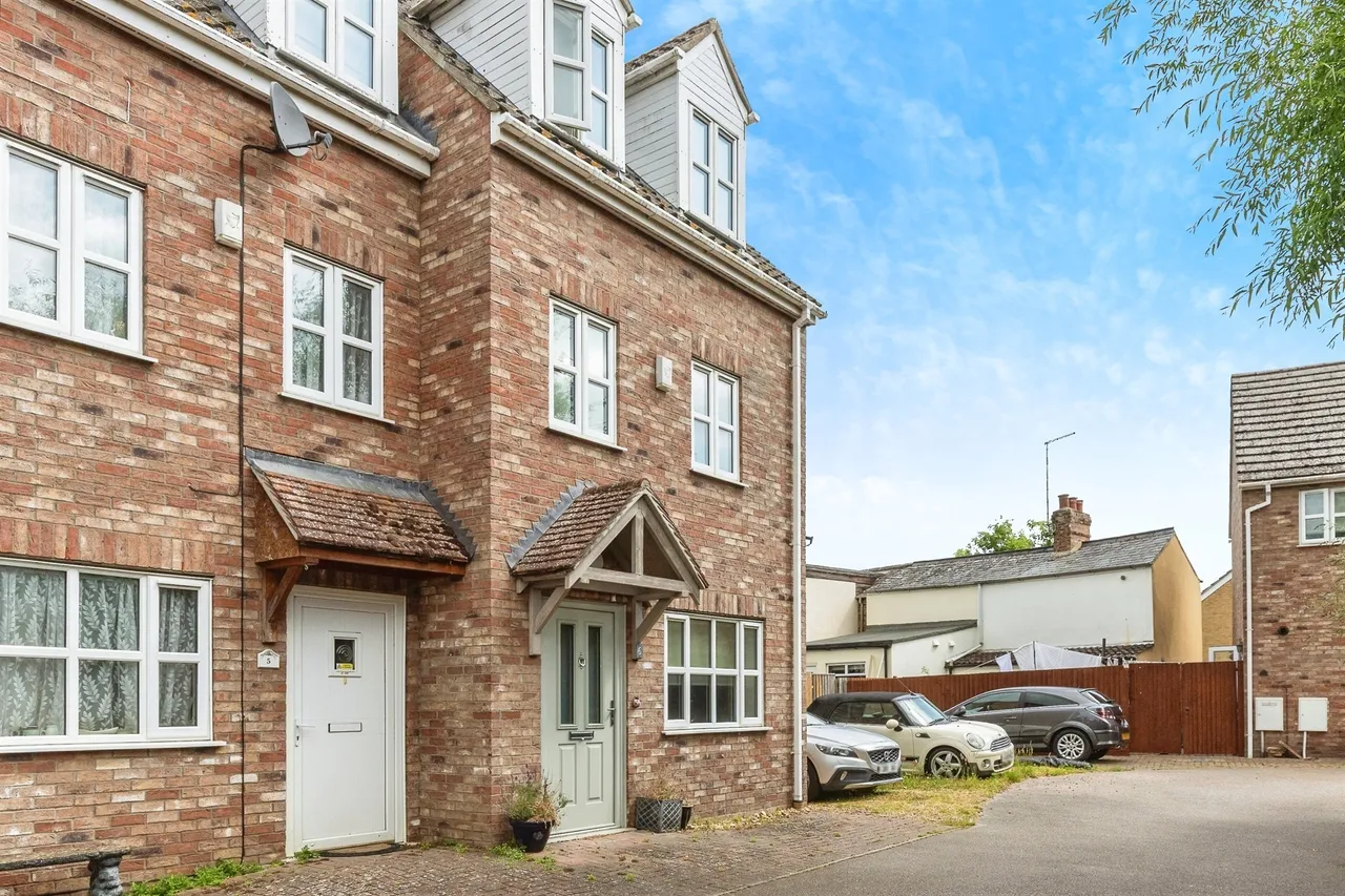 3 bed house for sale, Old Bakery Close, March, PE15
