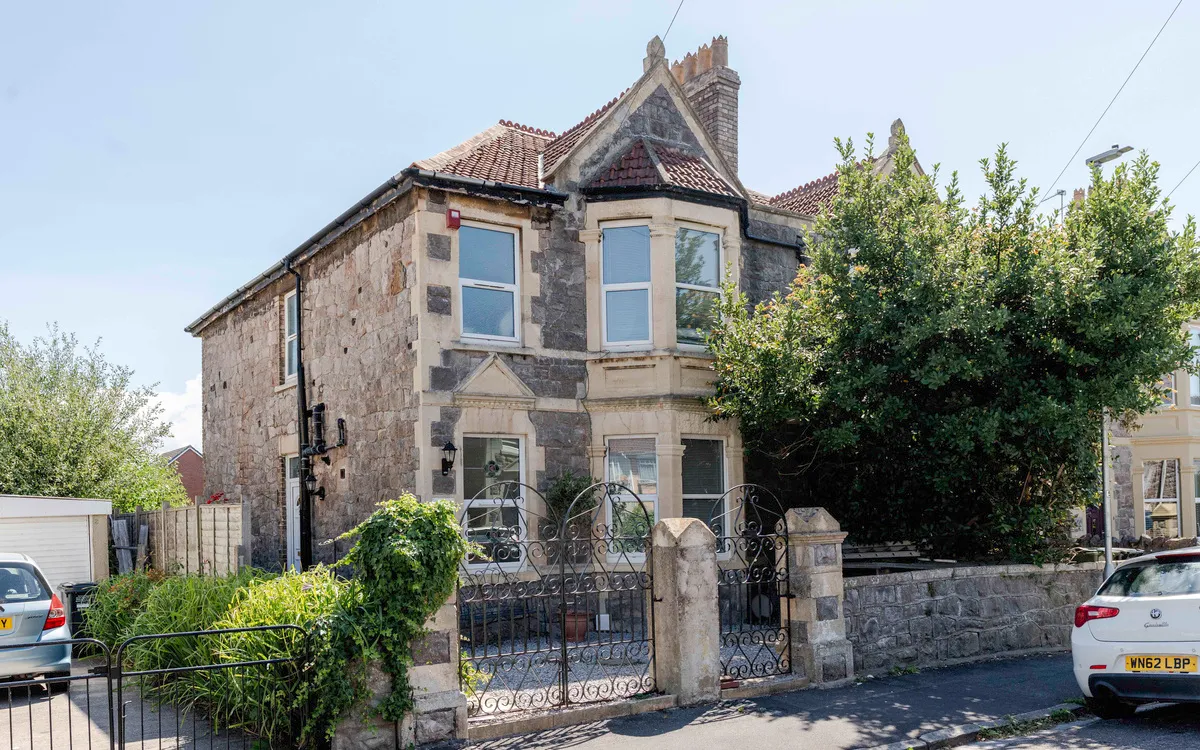 3 bed house for sale, Osborne Road, Ashcombe, BS23