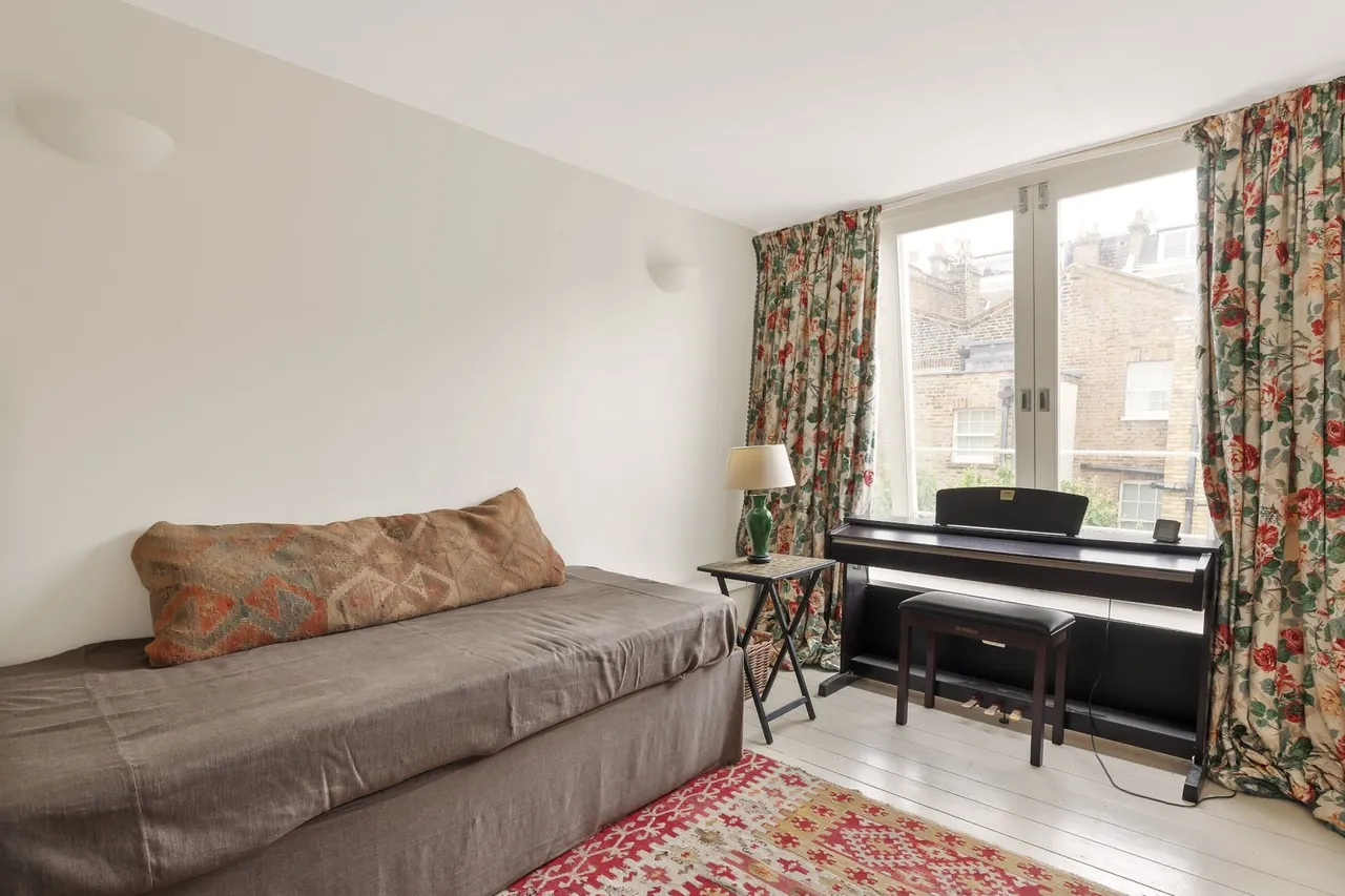 Hillgate Place, Kensington, London, W8 7SS, photo 12