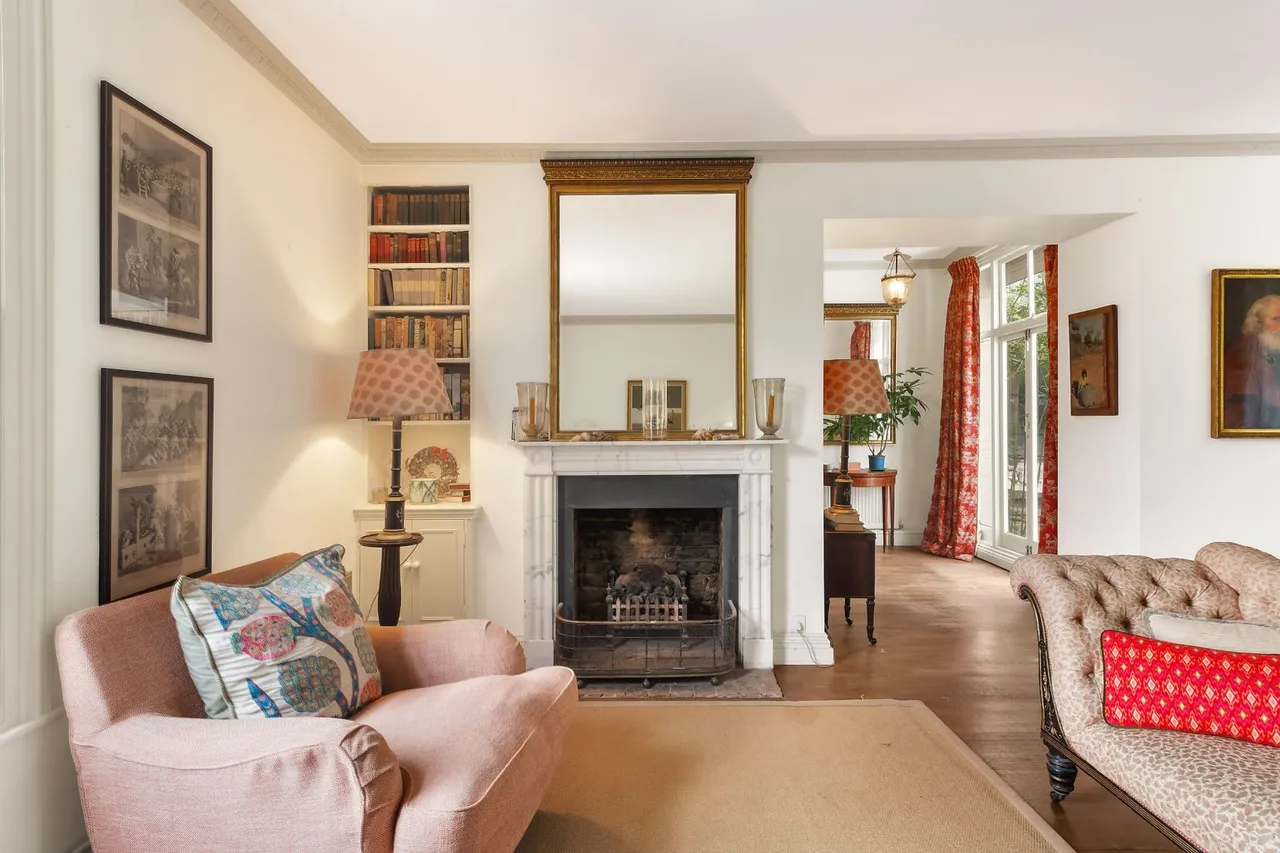 3 bed house for sale — Hillgate Place, Kensington, London, W8 7SS