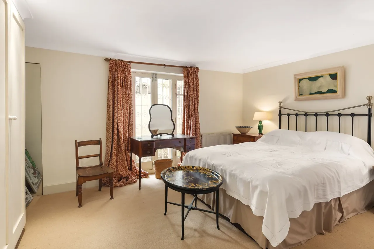 Hillgate Place, Kensington, London, W8 7SS, photo 10