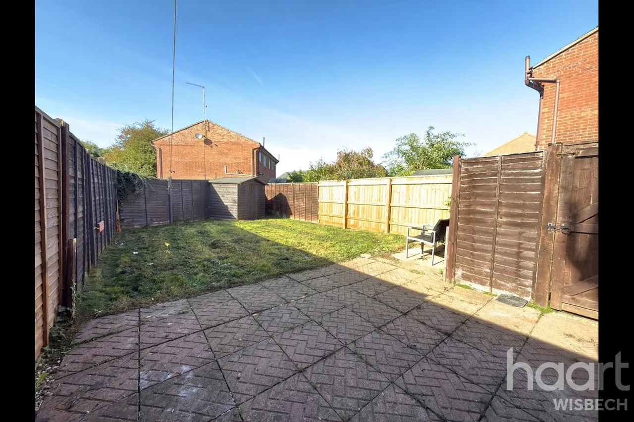 Henry Warby Avenue, Elm, PE14, photo 5