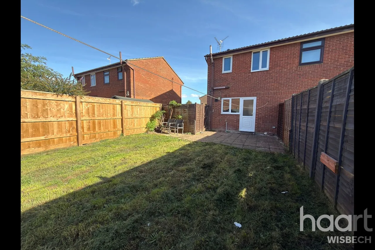 Henry Warby Avenue, Elm, PE14, photo 4