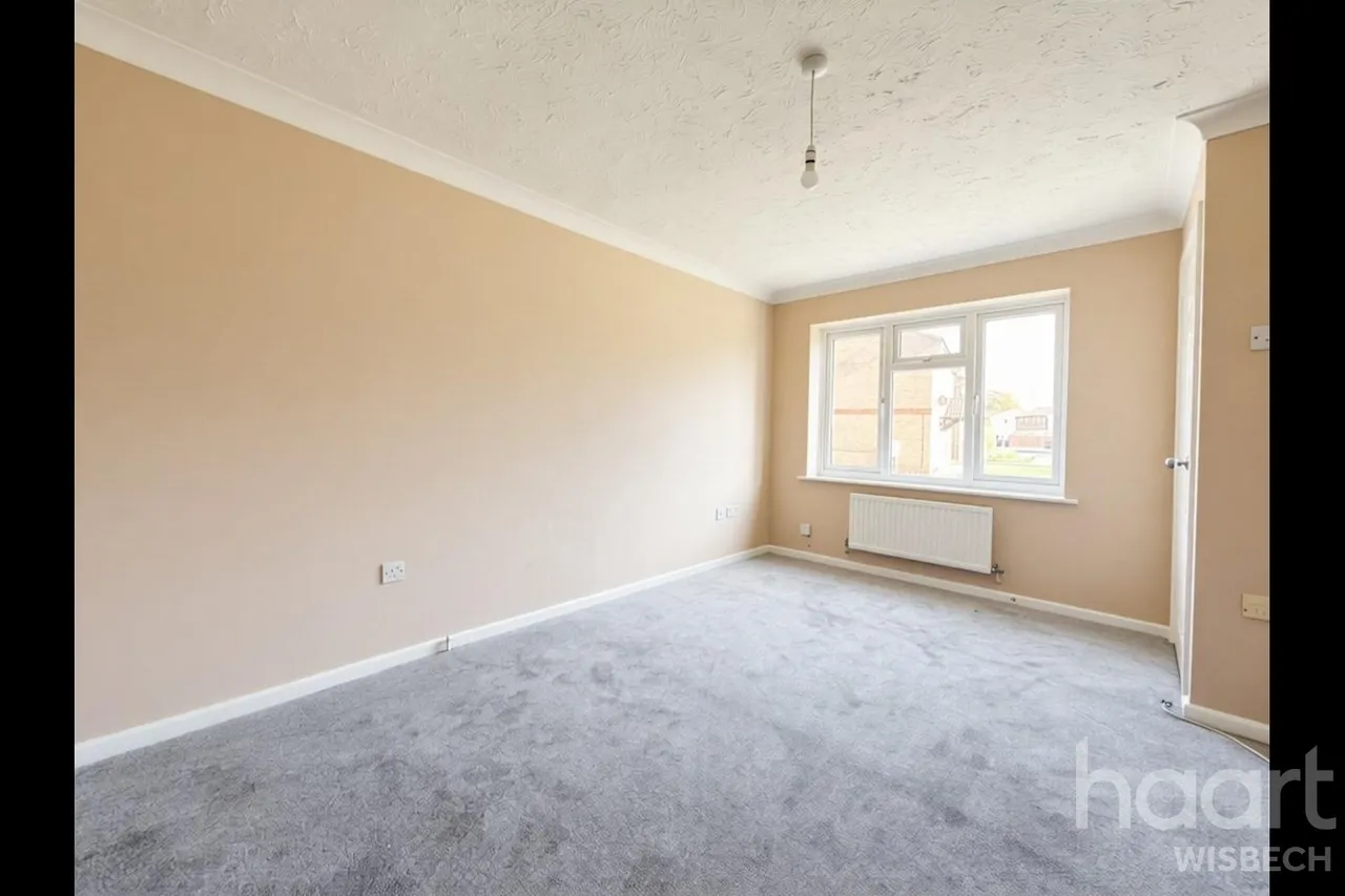 Henry Warby Avenue, Elm, PE14, photo 6