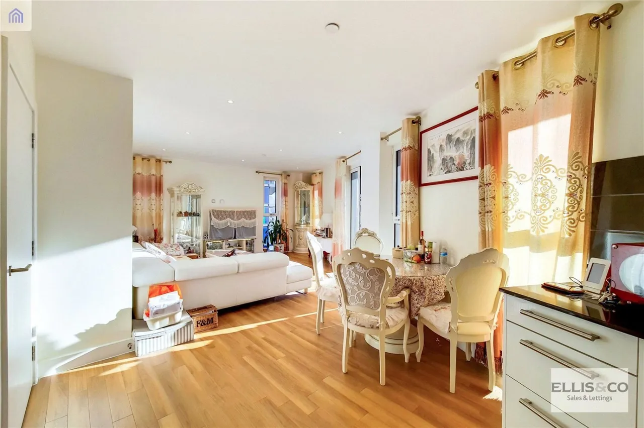 Hatton Road, Wembley, HA0, photo 12