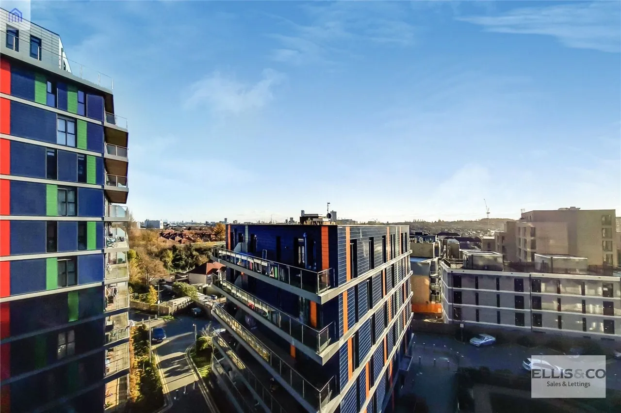 Hatton Road, Wembley, HA0, photo 15