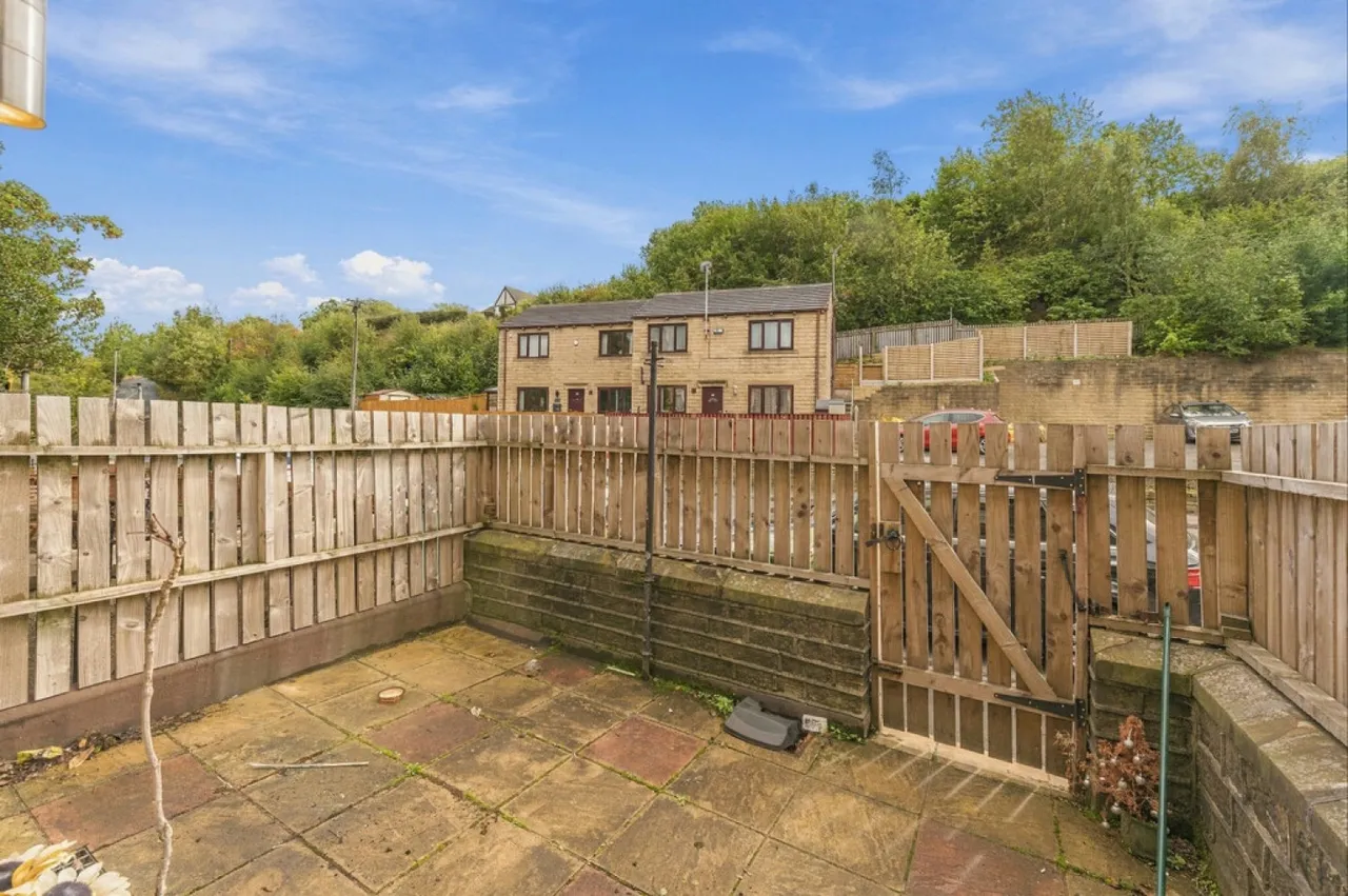 Manchester Road, Linthwaite, HD7, photo 4