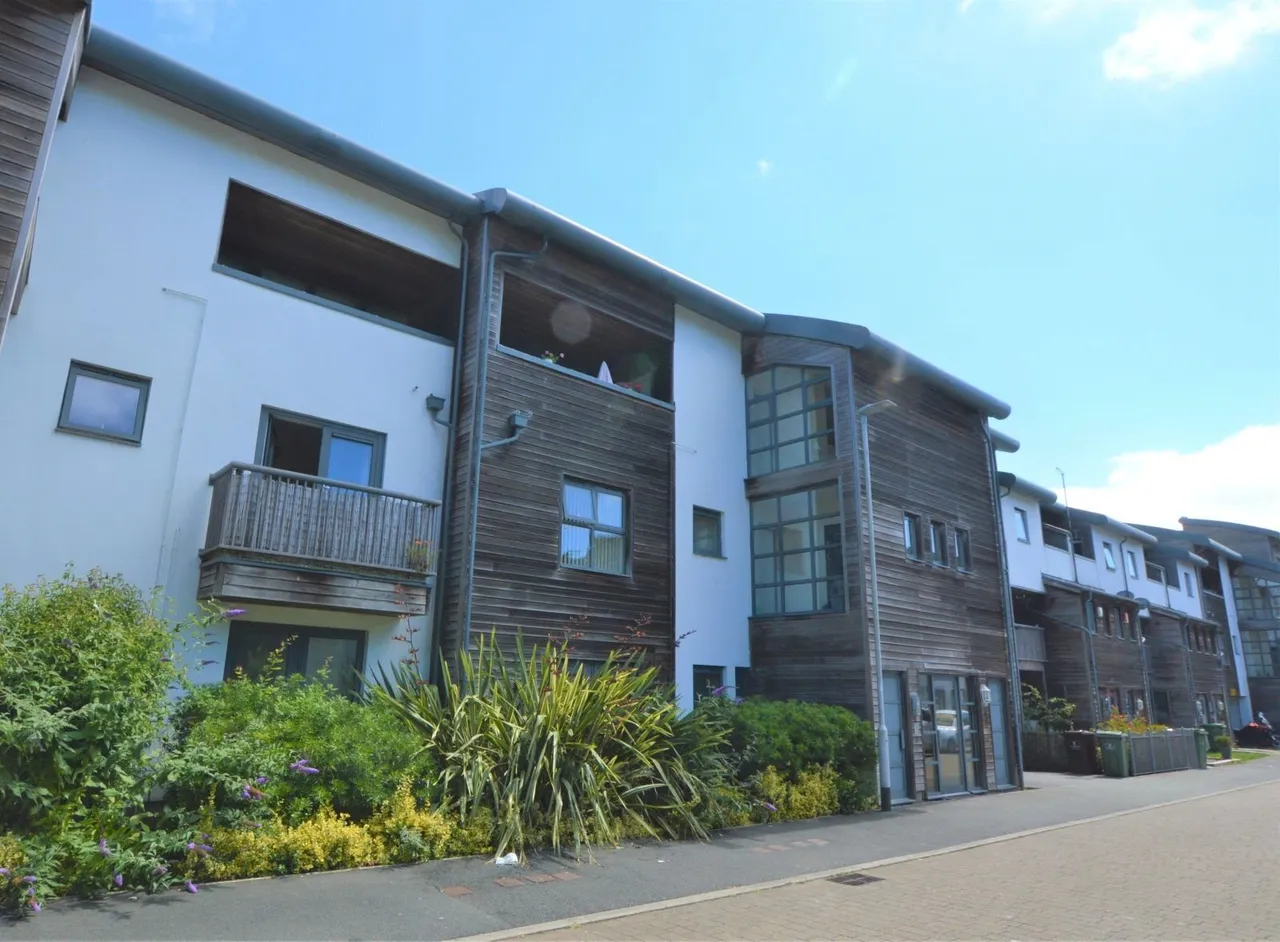 2 bed property for sale — Endeavour Court, Plymouth, Devon, PL1