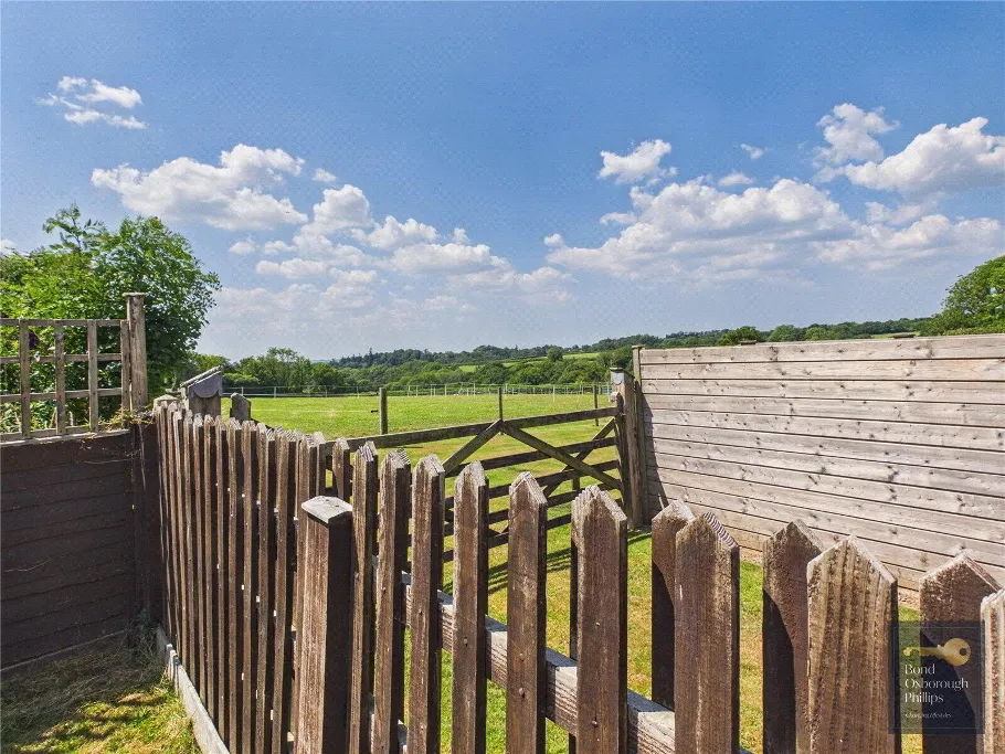 West Lane, Dolton, EX19, photo 2