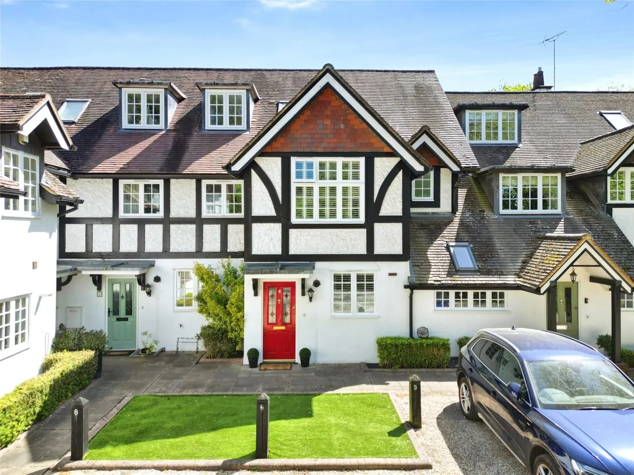 3 bed house for sale — Dukes Ride, Crowthorne, Berkshire, RG45 6NU