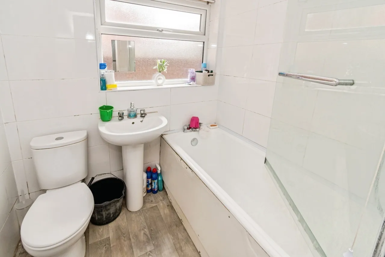 Holt Road, Southampton, SO15, photo 10