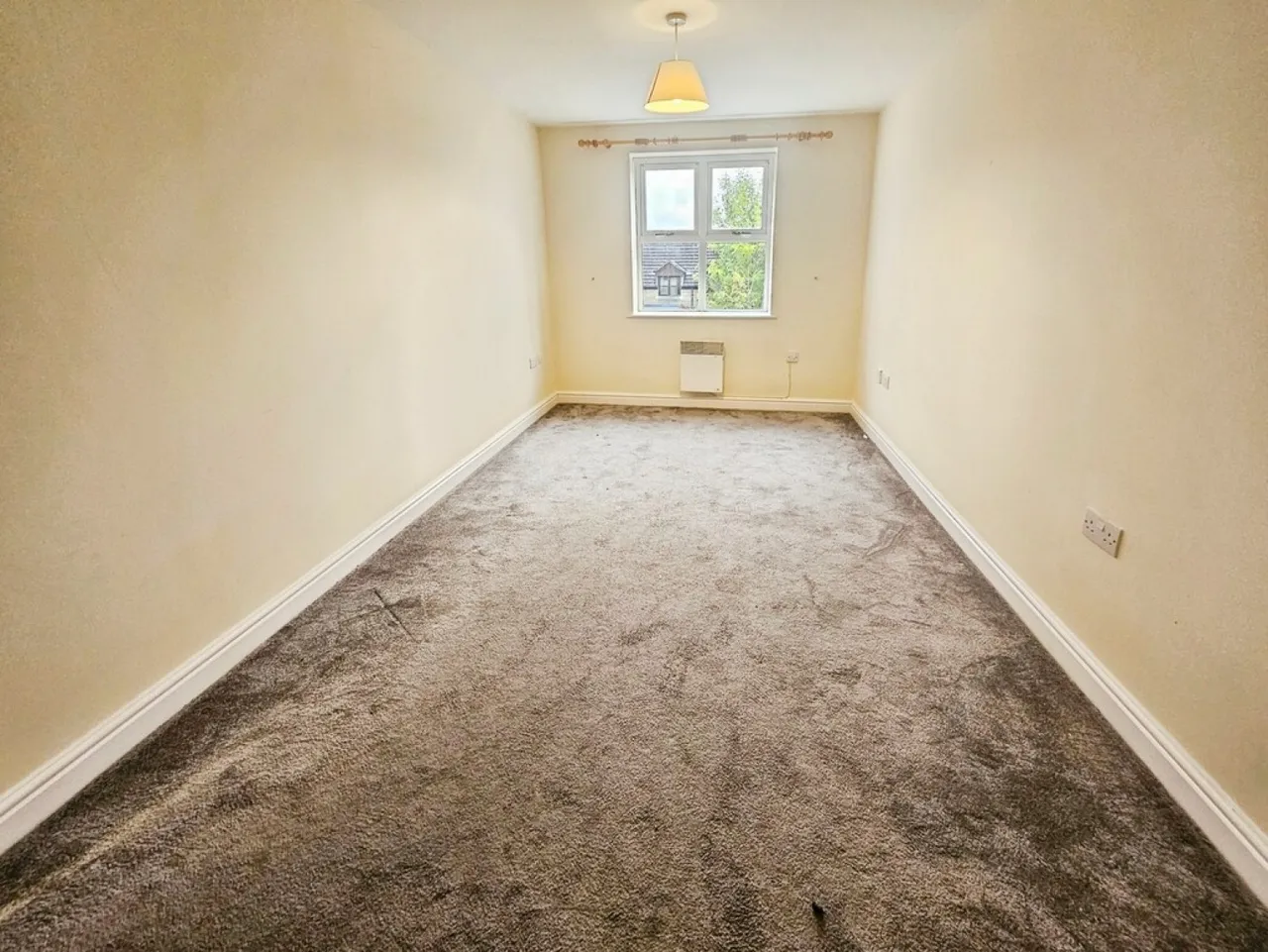 Applegarth Gardens, Riddlesden, BD20, photo 8