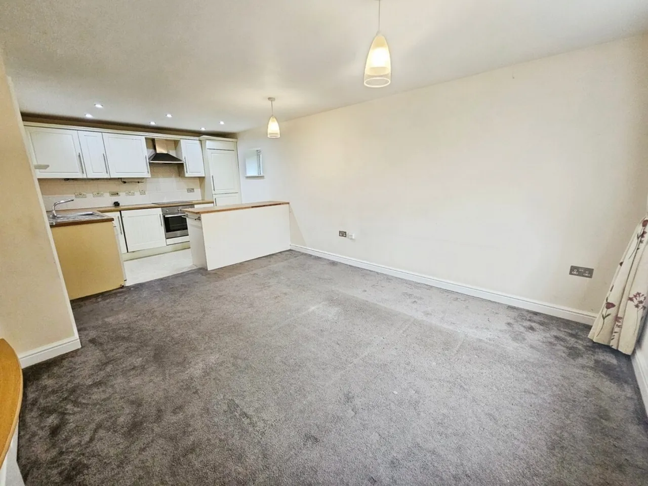 Applegarth Gardens, Riddlesden, BD20, photo 6