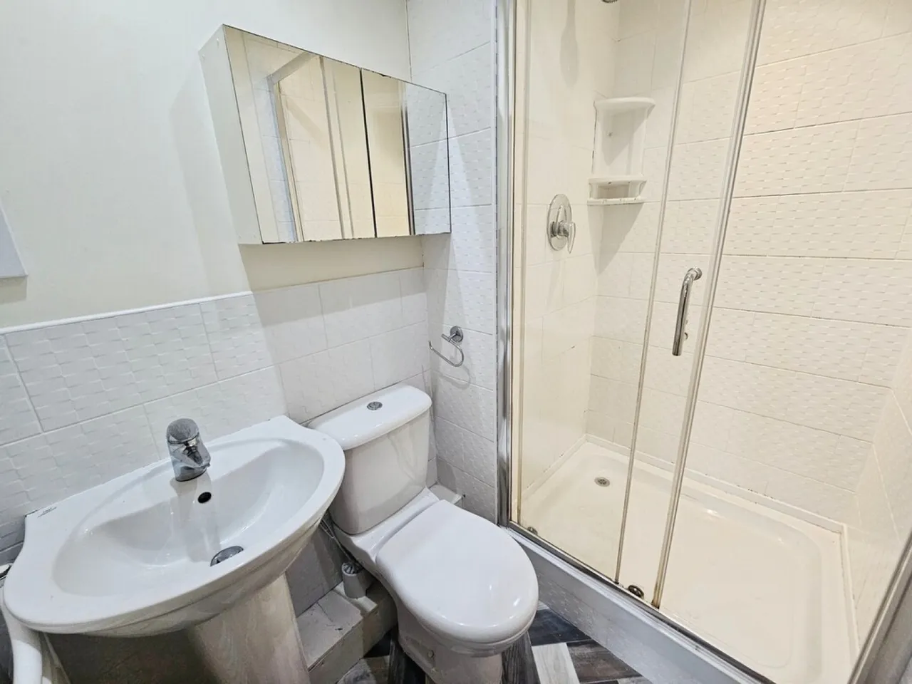 Applegarth Gardens, Riddlesden, BD20, photo 12
