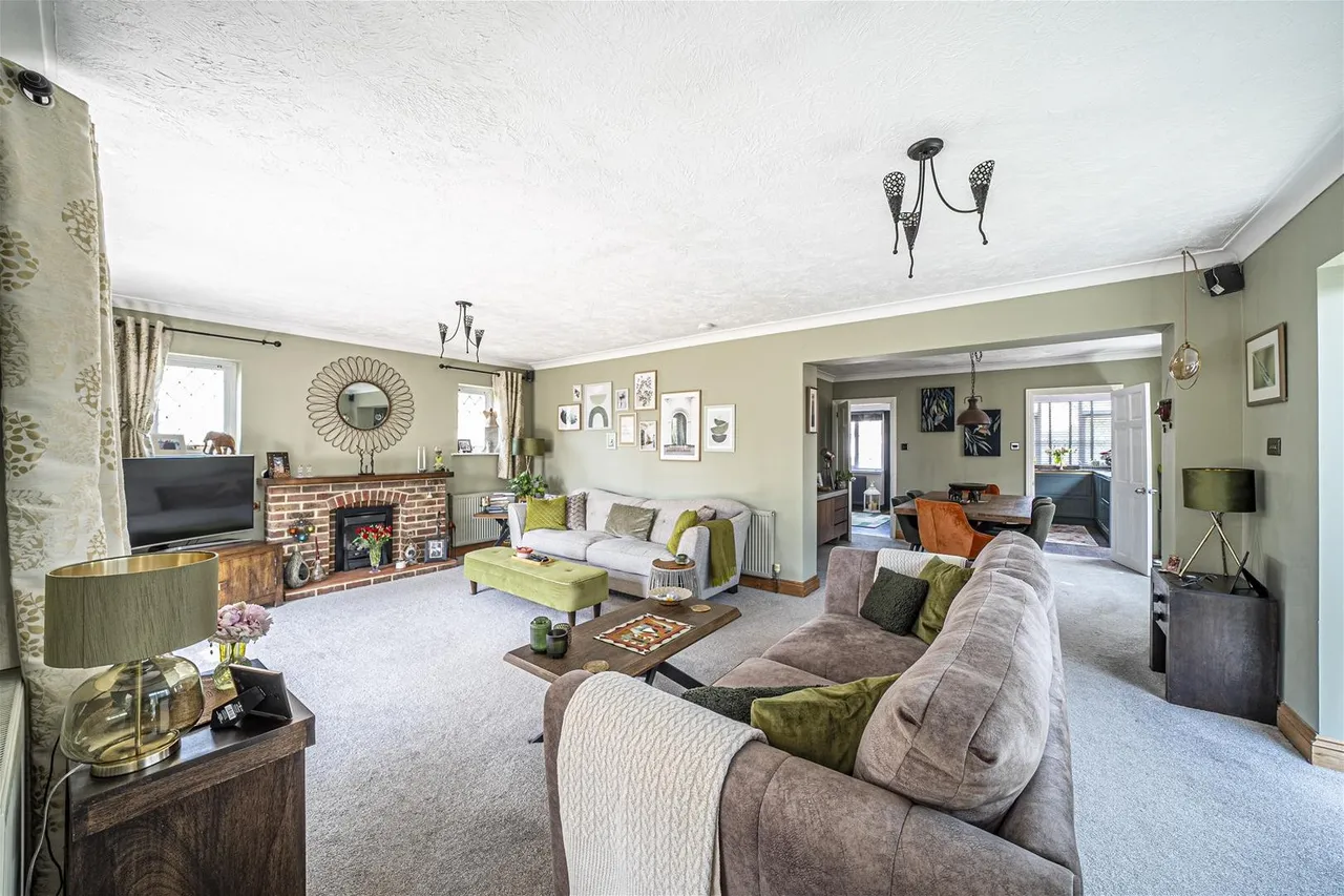 Brook Barn Way, Goring-By-Sea, Worthing, photo 5