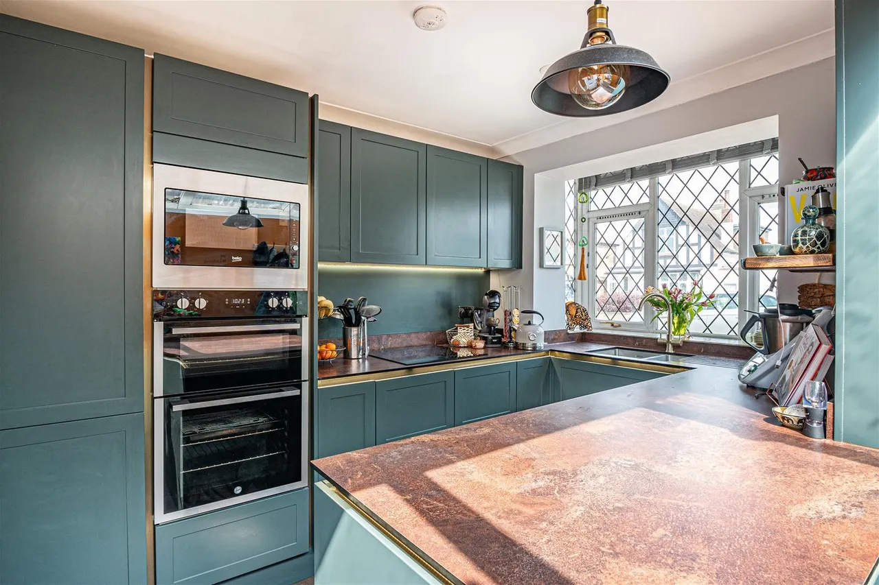 Brook Barn Way, Goring-By-Sea, Worthing, photo 18
