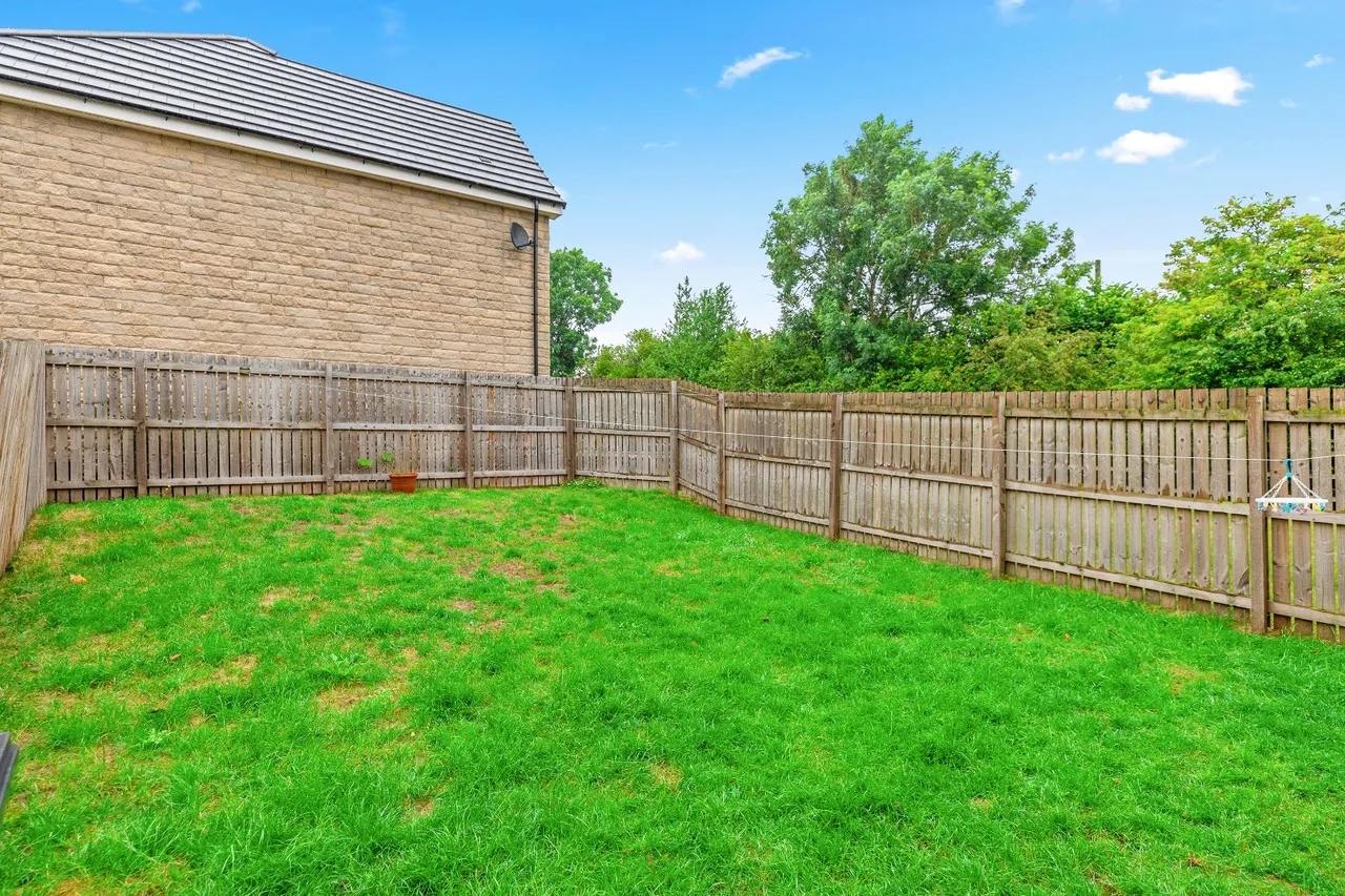 Fitch Drive, Silsden, BD20, photo 21