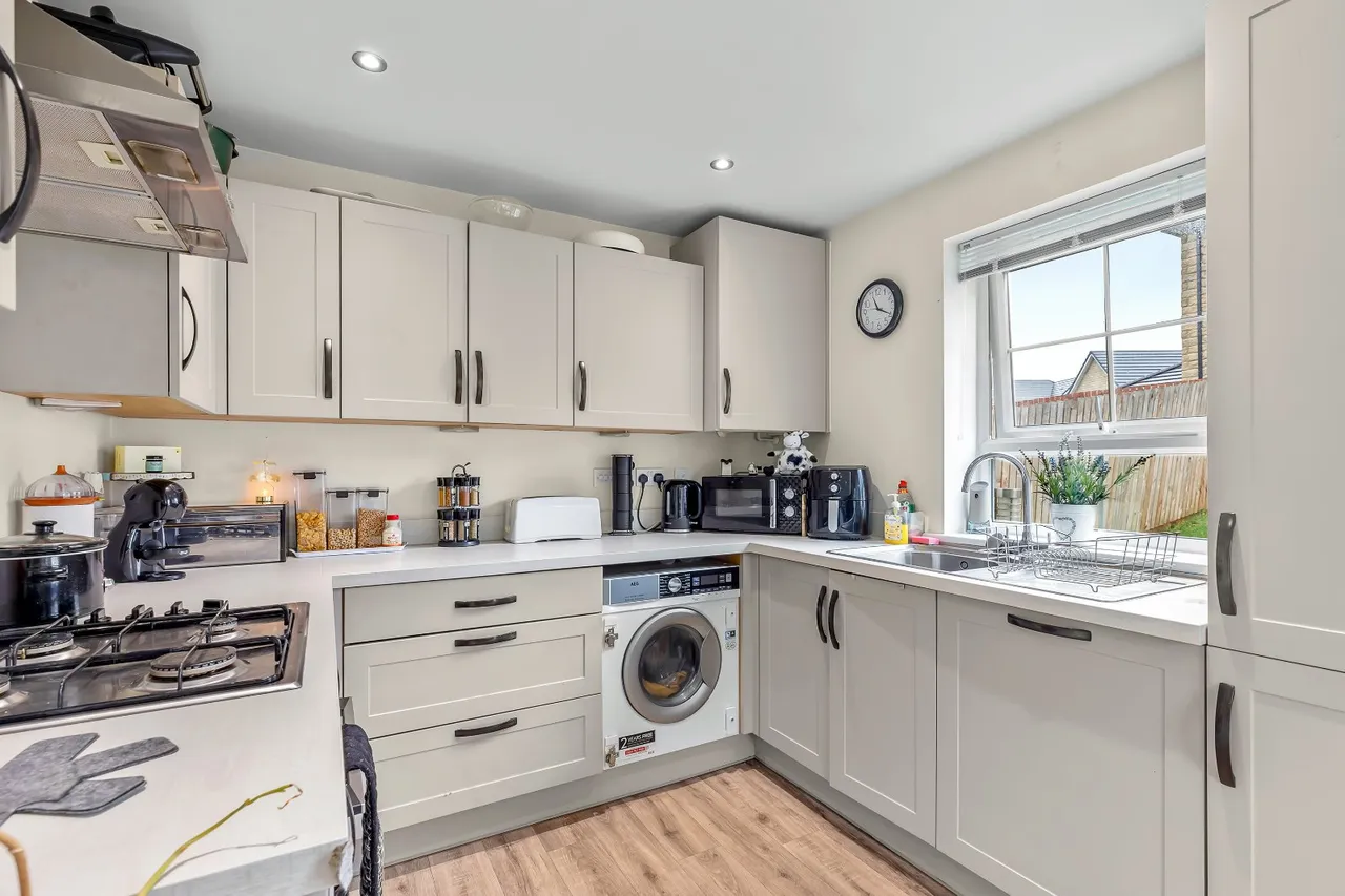 Fitch Drive, Silsden, BD20, photo 4