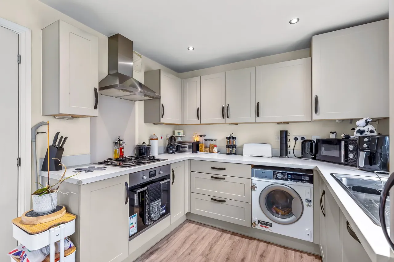 Fitch Drive, Silsden, BD20, photo 5