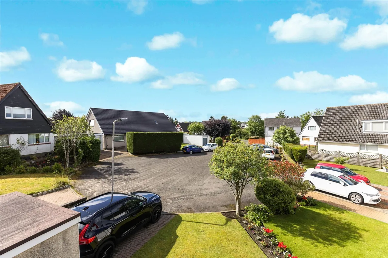 Rosehill Drive, Cumbernauld, Glasgow, North Lanarkshire, G67, photo 18