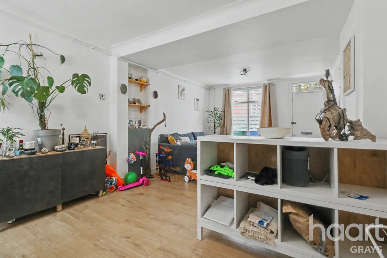William Street, Grays, RM17, photo 12